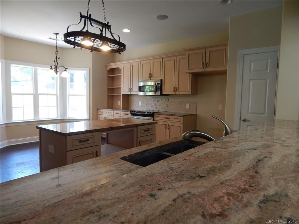 702 Edmiston Road, Unit 2 Mooresville, NC 28115 - Photo 4 of 24 Gallery Image 4
