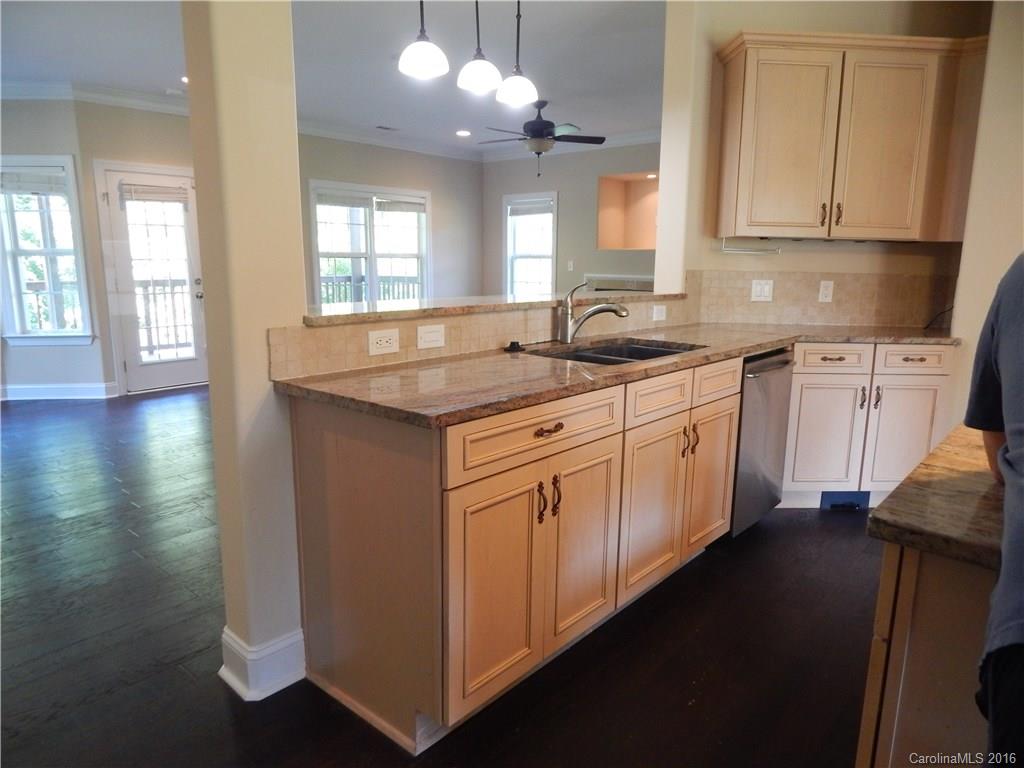 702 Edmiston Road, Unit 2 Mooresville, NC 28115 - Photo 5 of 24 Gallery Image 5