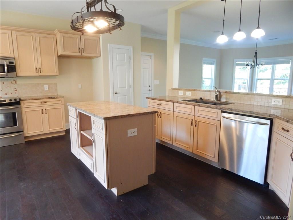 702 Edmiston Road, Unit 2 Mooresville, NC 28115 - Photo 6 of 24 Gallery Image 6
