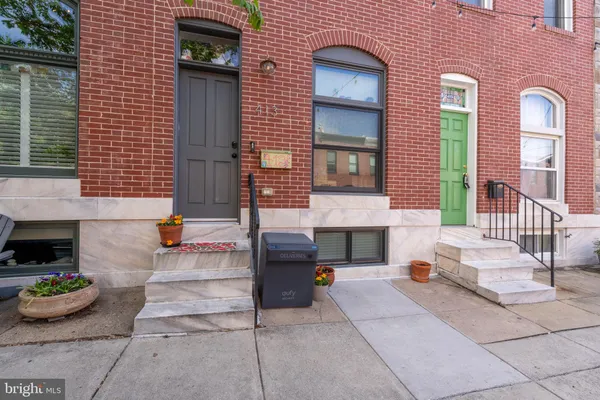 $450,000 | 413 South Robinson Street, Baltimore, MD 21224