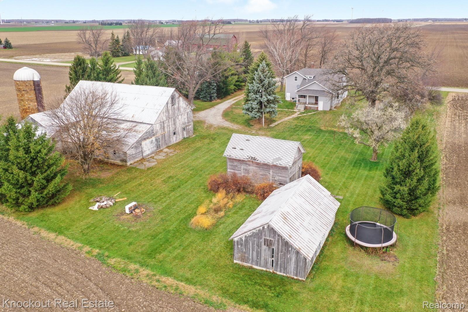 5161 Dixon Road Vassar, MI 48768 - Photo 60 of 68 5160 Dixon Vassar-61.jpg