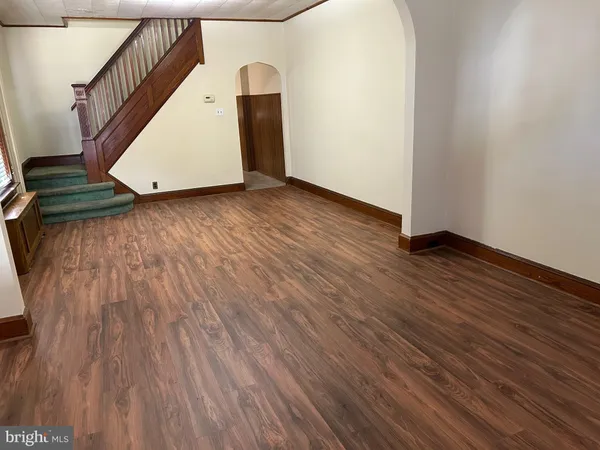 $2,450 | 1049 Genesee Street, Trenton, NJ 08610