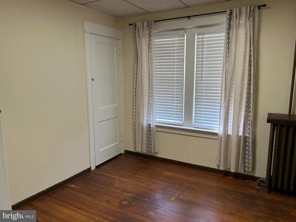 $2,450 | 1049 Genesee Street, Trenton, NJ 08610