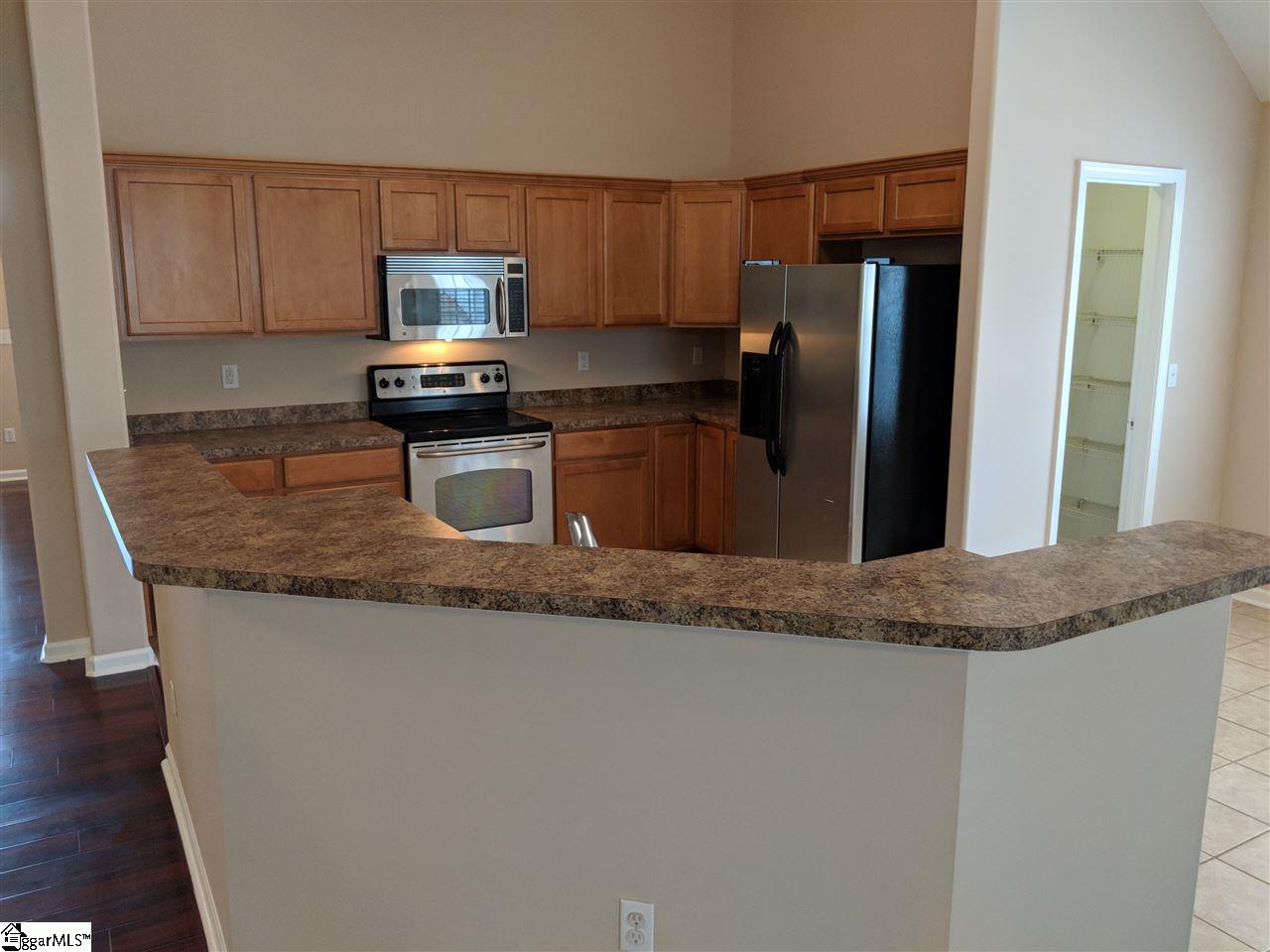 608 Center Road Taylors, SC 29687 - Photo 2 of 18 Gallery Image 2