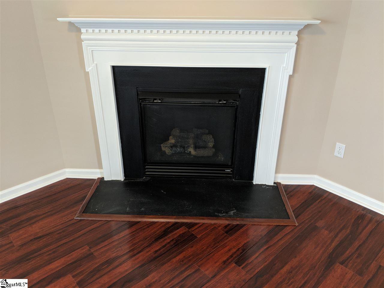 608 Center Road Taylors, SC 29687 - Photo 6 of 18 Gallery Image 6