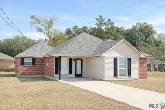 $214,000 | 216 South Marchand Avenue, Gonzales, LA 70737