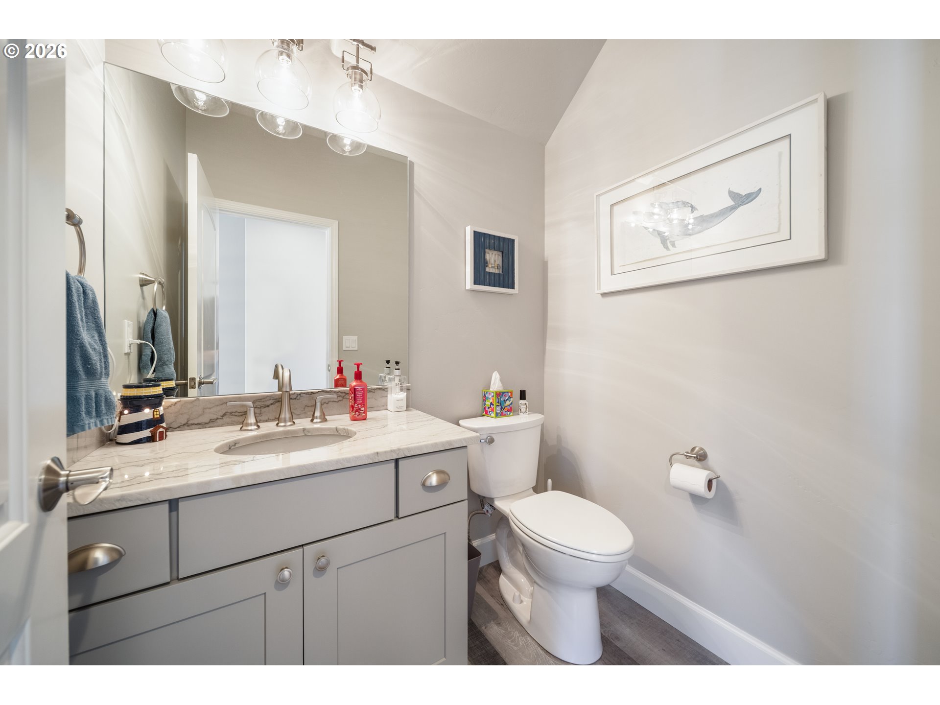 30516 Old Coast Road Gold Beach, OR 97444 - Photo 20 of 41 Bathroom