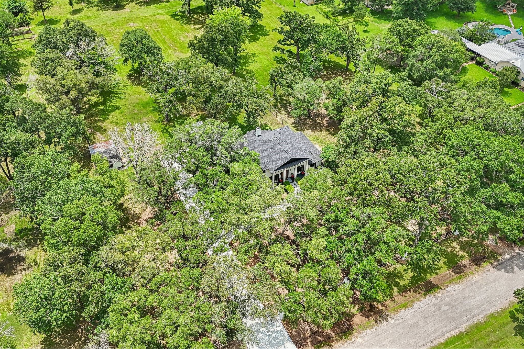 98 Pin Oak Lane Hempstead, TX 77445 - Photo 37 of 41