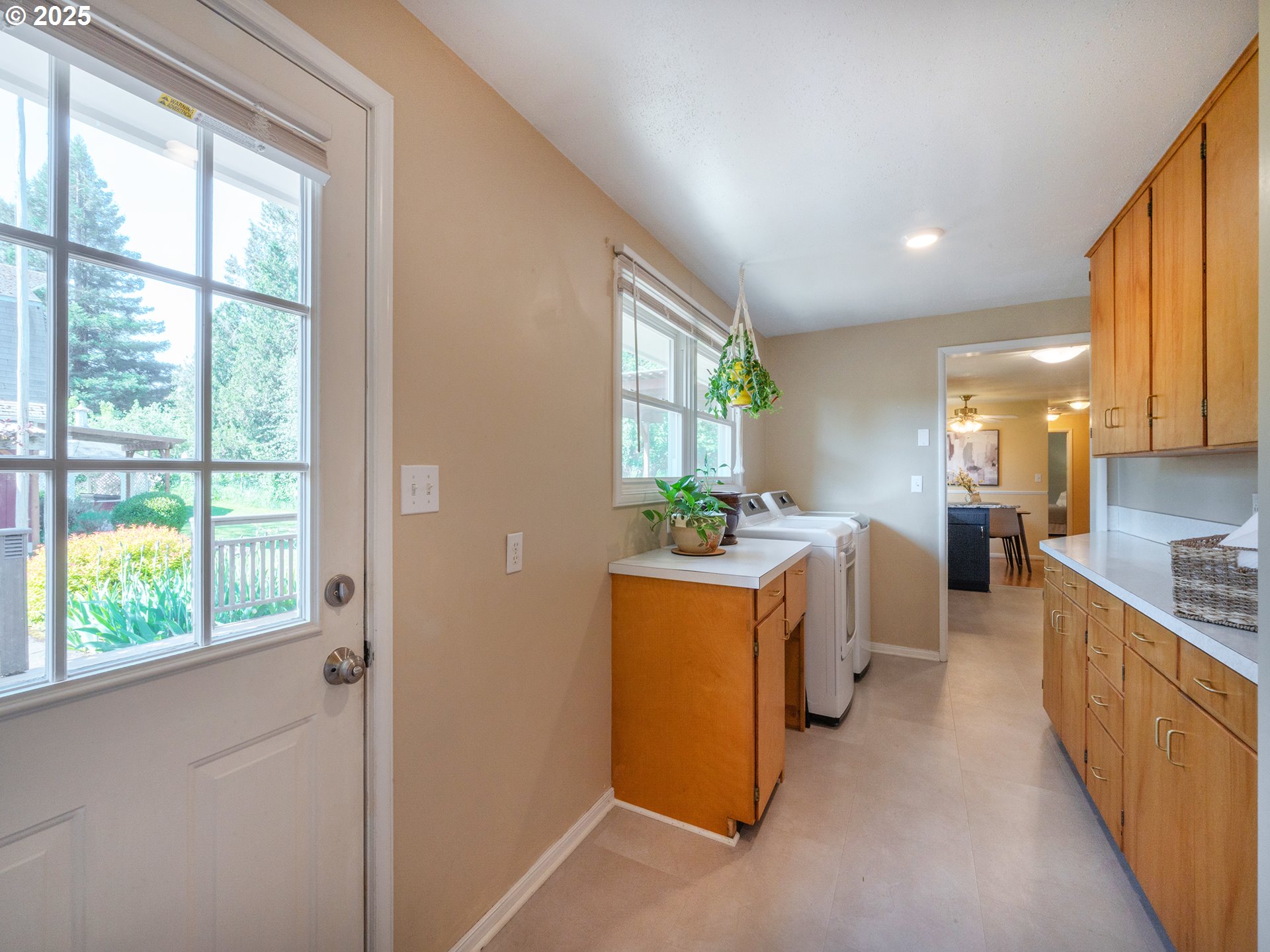 464 Spring Creek Drive Eugene, OR 97404 - Photo 15 of 45 a kitchen with sink a stove and refrigerator