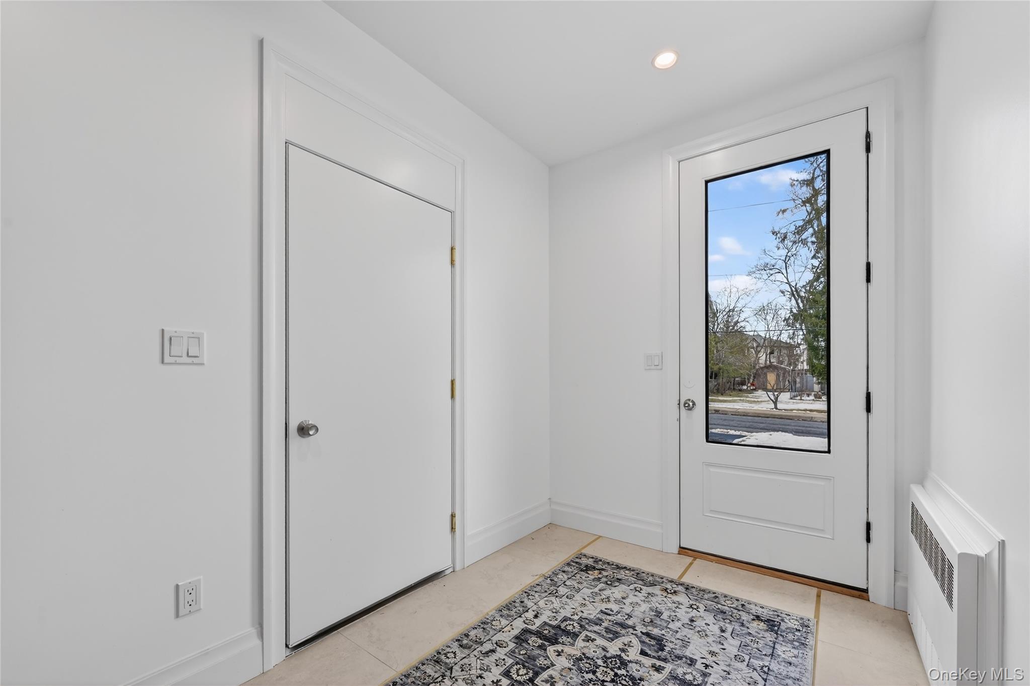 27 Ellish Parkway, Unit 202 Spring Valley, NY 10977 - Photo 46 of 50 a room that has a painting on the wall