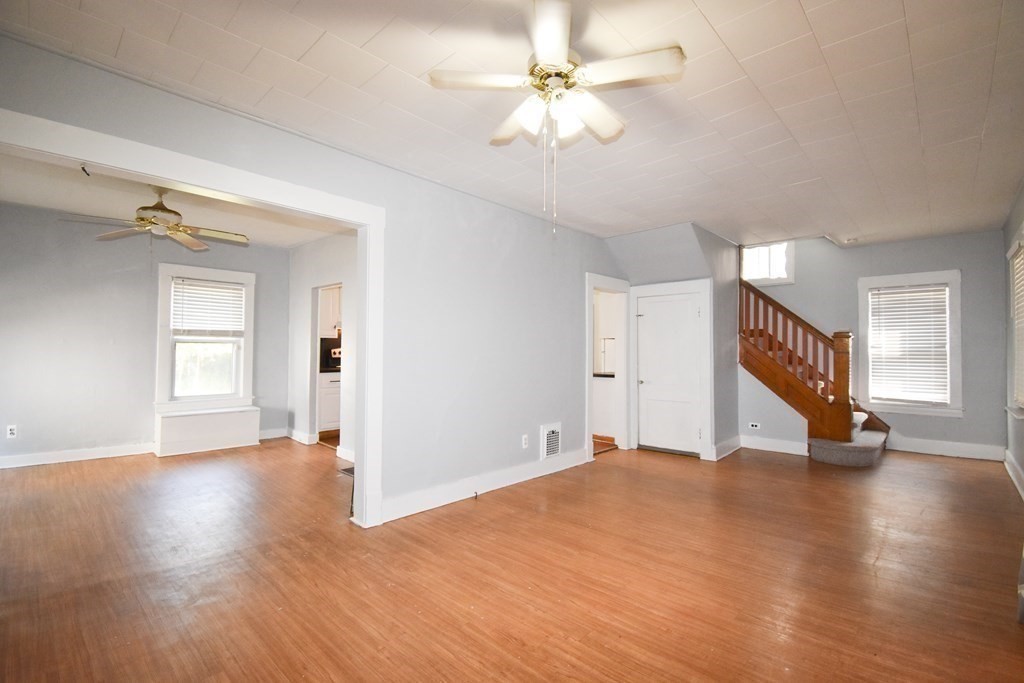 60 Littleton Street Springfield, MA 01104 - Photo 4 of 11