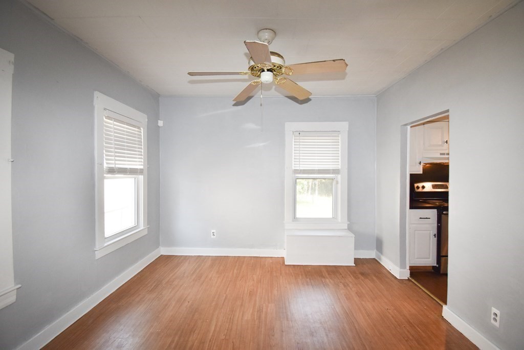 60 Littleton Street Springfield, MA 01104 - Photo 5 of 11