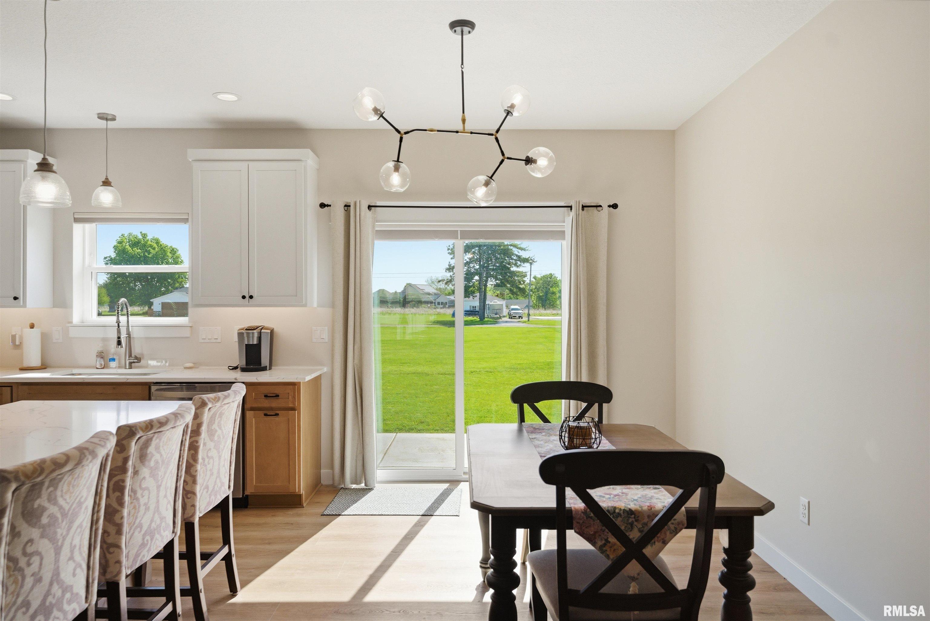 215 Cypress Point Washington, IL 61571 - Photo 16 of 39