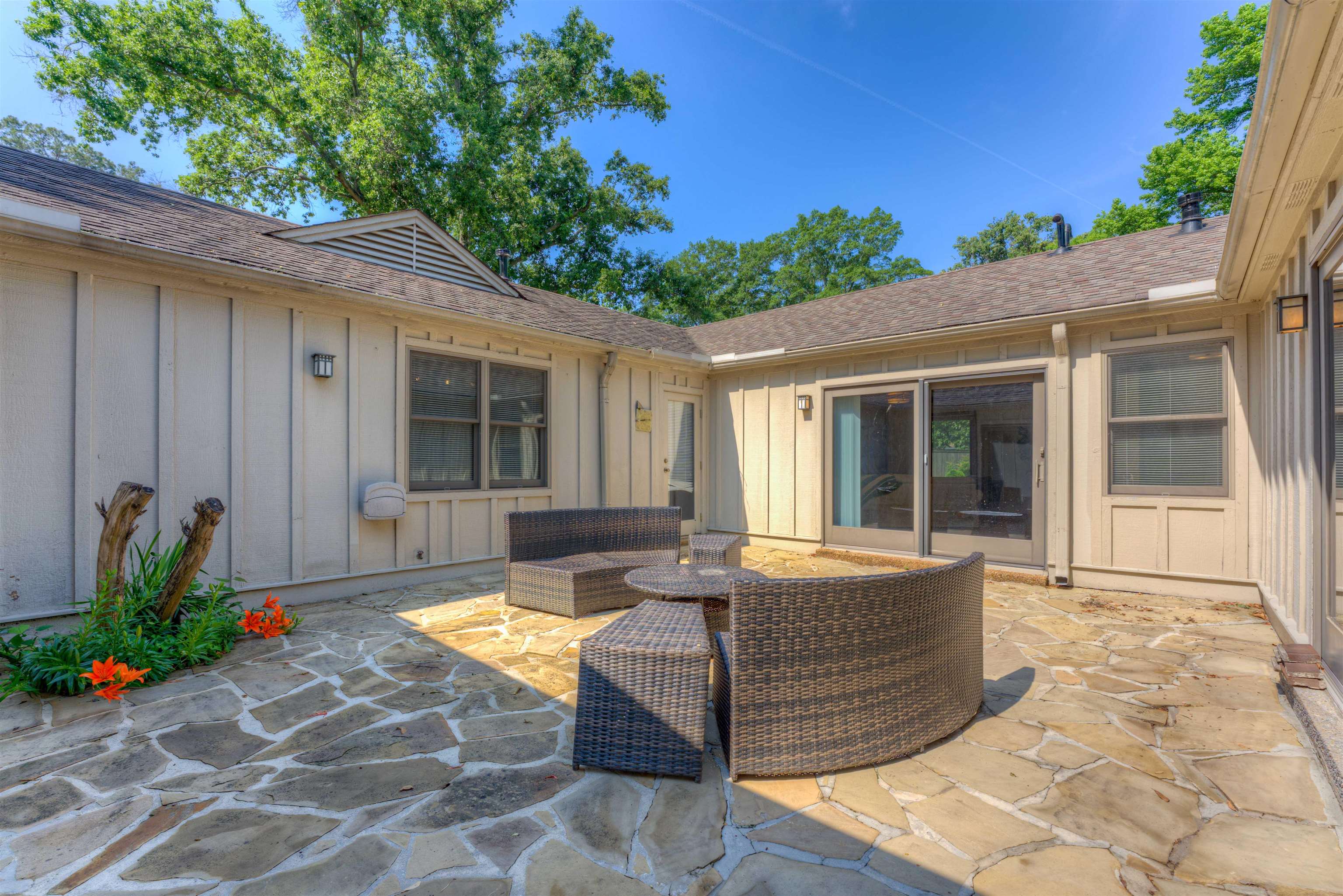 5267 Rich Road Memphis, TN 38120 - Photo 12 of 25 Gallery Image 12