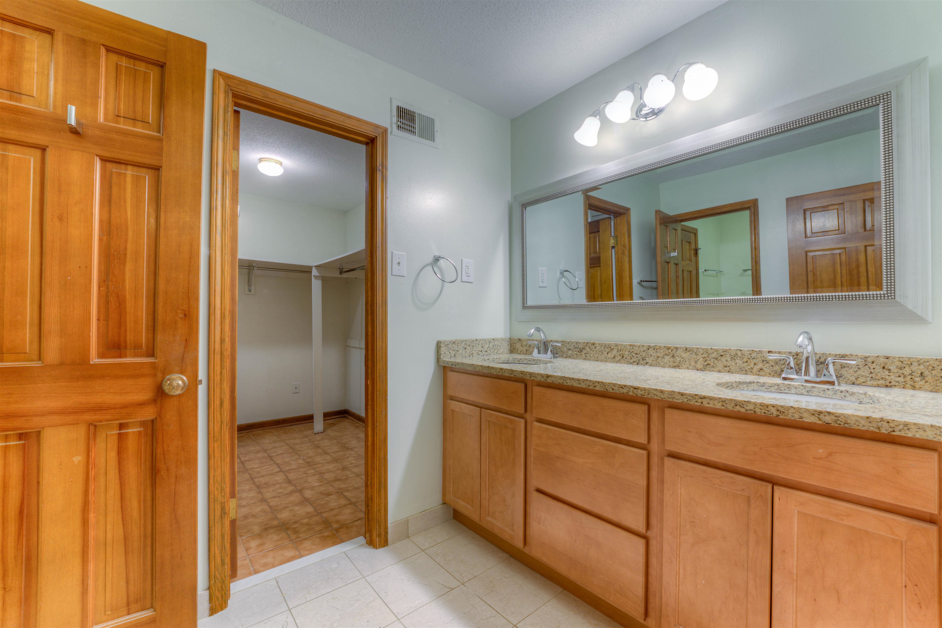 5267 Rich Road Memphis, TN 38120 - Photo 15 of 25 Gallery Image 15