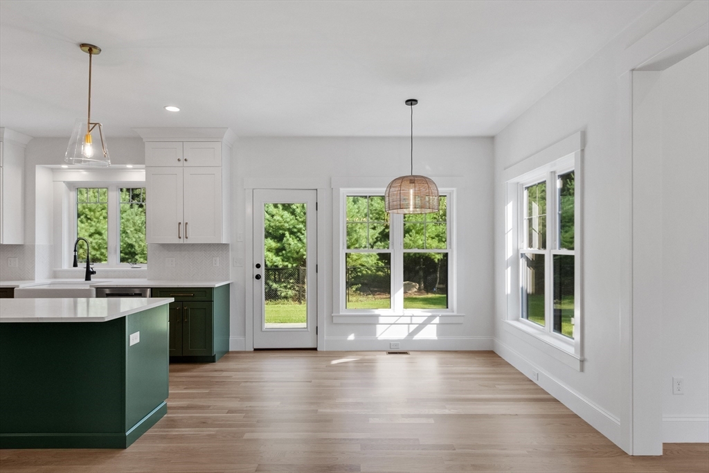2 Colburn Lane Littleton, MA 01460 - Photo 4 of 29