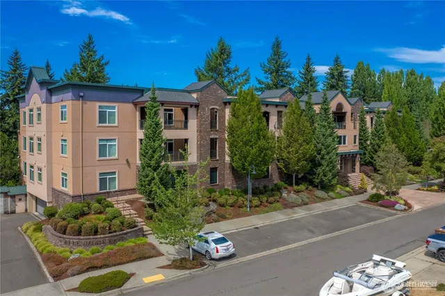 $499,950 | 2440 South Steele Street, Unit 111, Tacoma, WA 98405