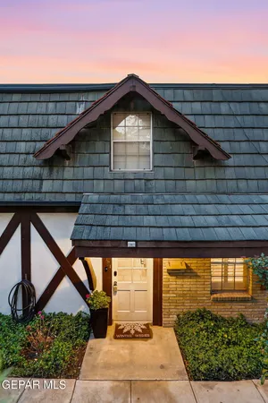 $220,000 | 350 Thunderbird Drive, Unit 17, El Paso, TX 79912