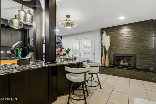 $230,000 | 350 Thunderbird Drive, Unit 17, El Paso, TX 79912