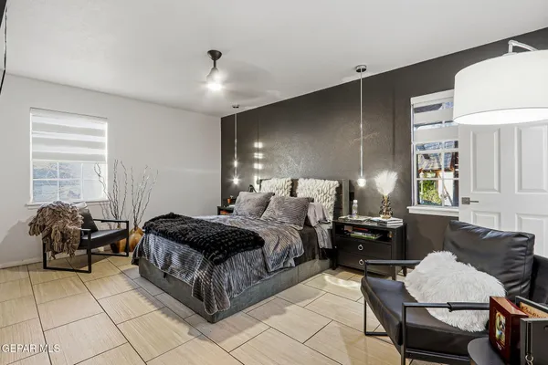 $220,000 | 350 Thunderbird Drive, Unit 17, El Paso, TX 79912