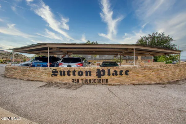 $220,000 | 350 Thunderbird Drive, Unit 17, El Paso, TX 79912