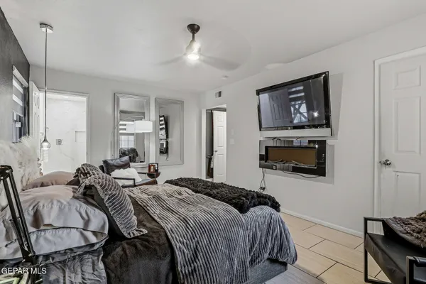 $220,000 | 350 Thunderbird Drive, Unit 17, El Paso, TX 79912