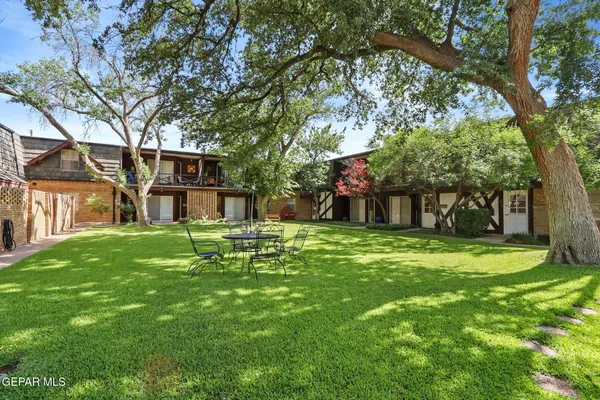 $220,000 | 350 Thunderbird Drive, Unit 17, El Paso, TX 79912