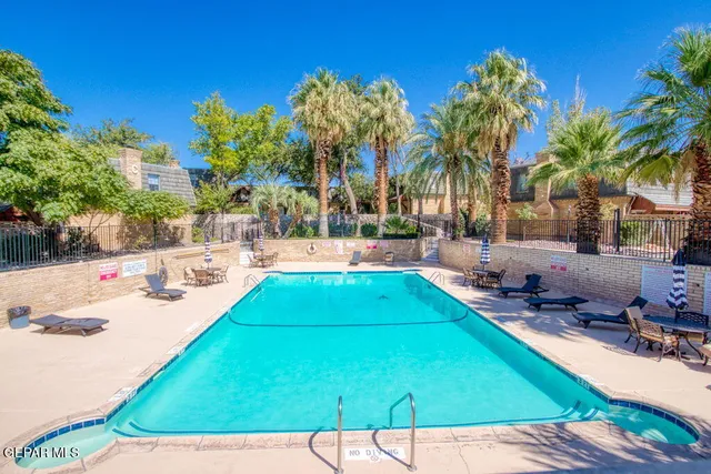 $230,000 | 350 Thunderbird Drive, Unit 17, El Paso, TX 79912