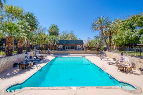 $220,000 | 350 Thunderbird Drive, Unit 17, El Paso, TX 79912