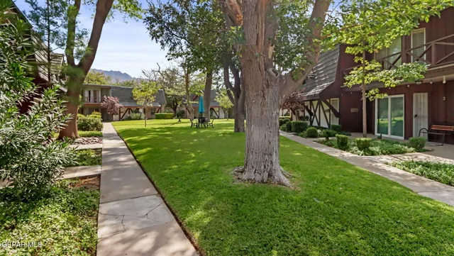 $230,000 | 350 Thunderbird Drive, Unit 17, El Paso, TX 79912