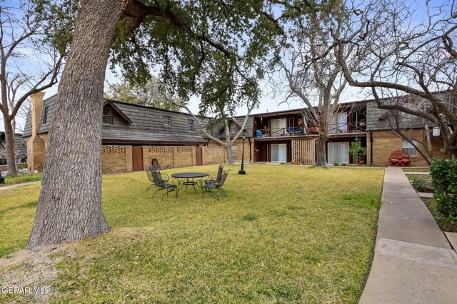 $230,000 | 350 Thunderbird Drive, Unit 17, El Paso, TX 79912
