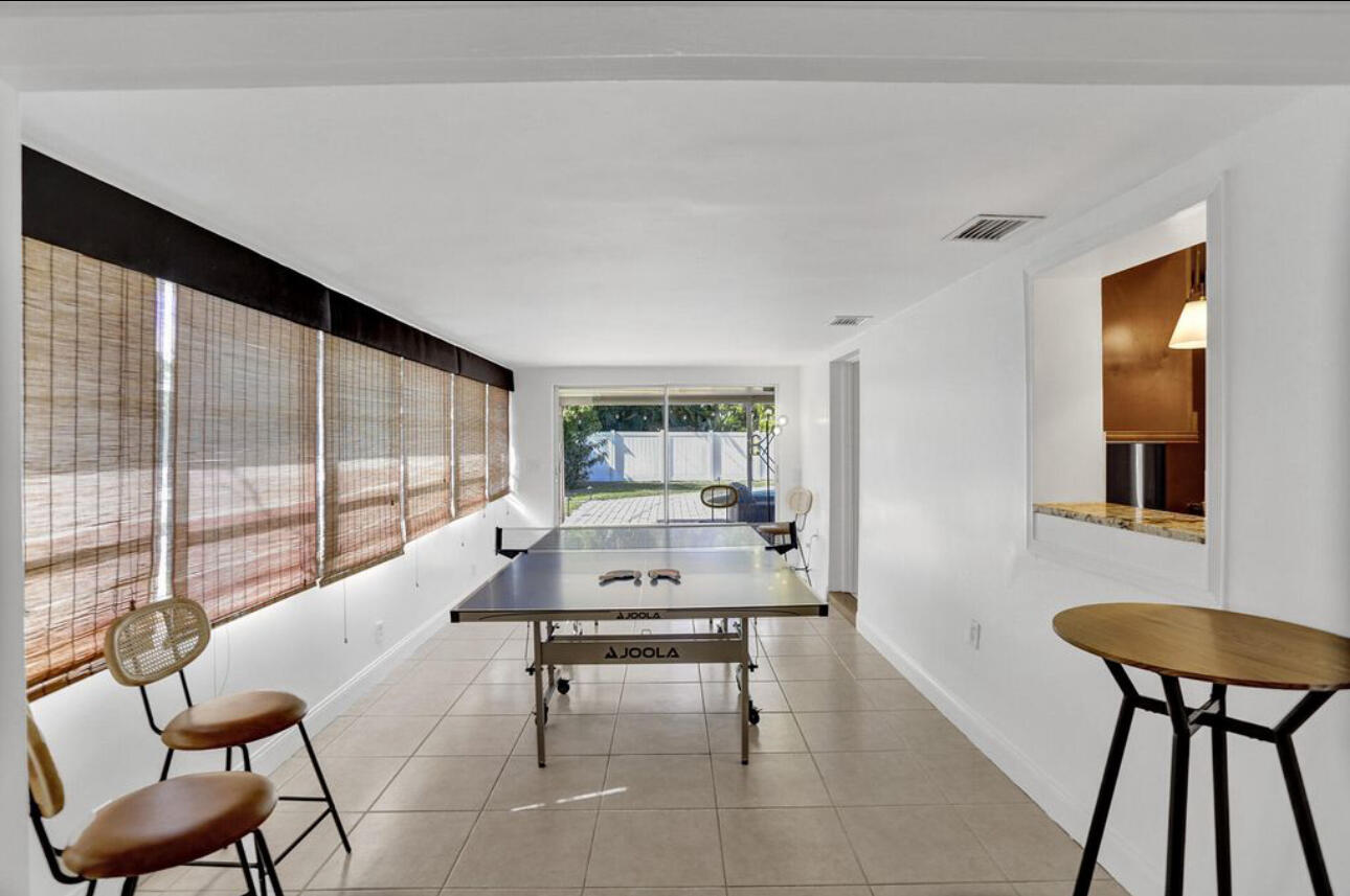 630 Curlew Road Delray Beach, FL 33444 - Photo 23 of 24 Back patio
