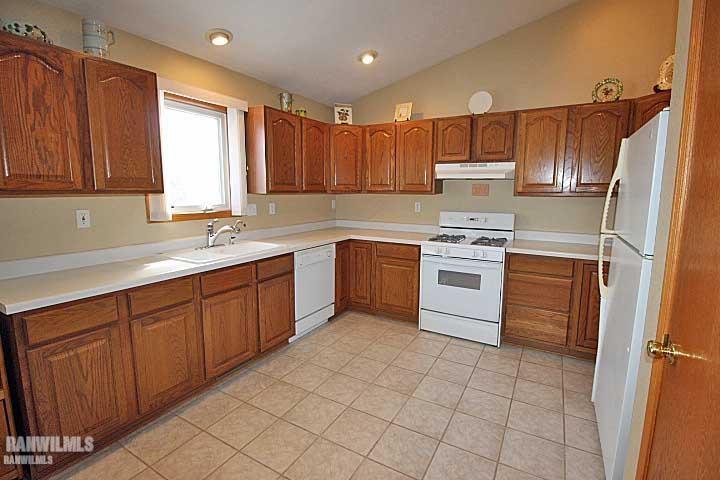 741 Barley Ridge Trail Freeport, IL 61032 - Photo 6 of 24 Gallery Image 6