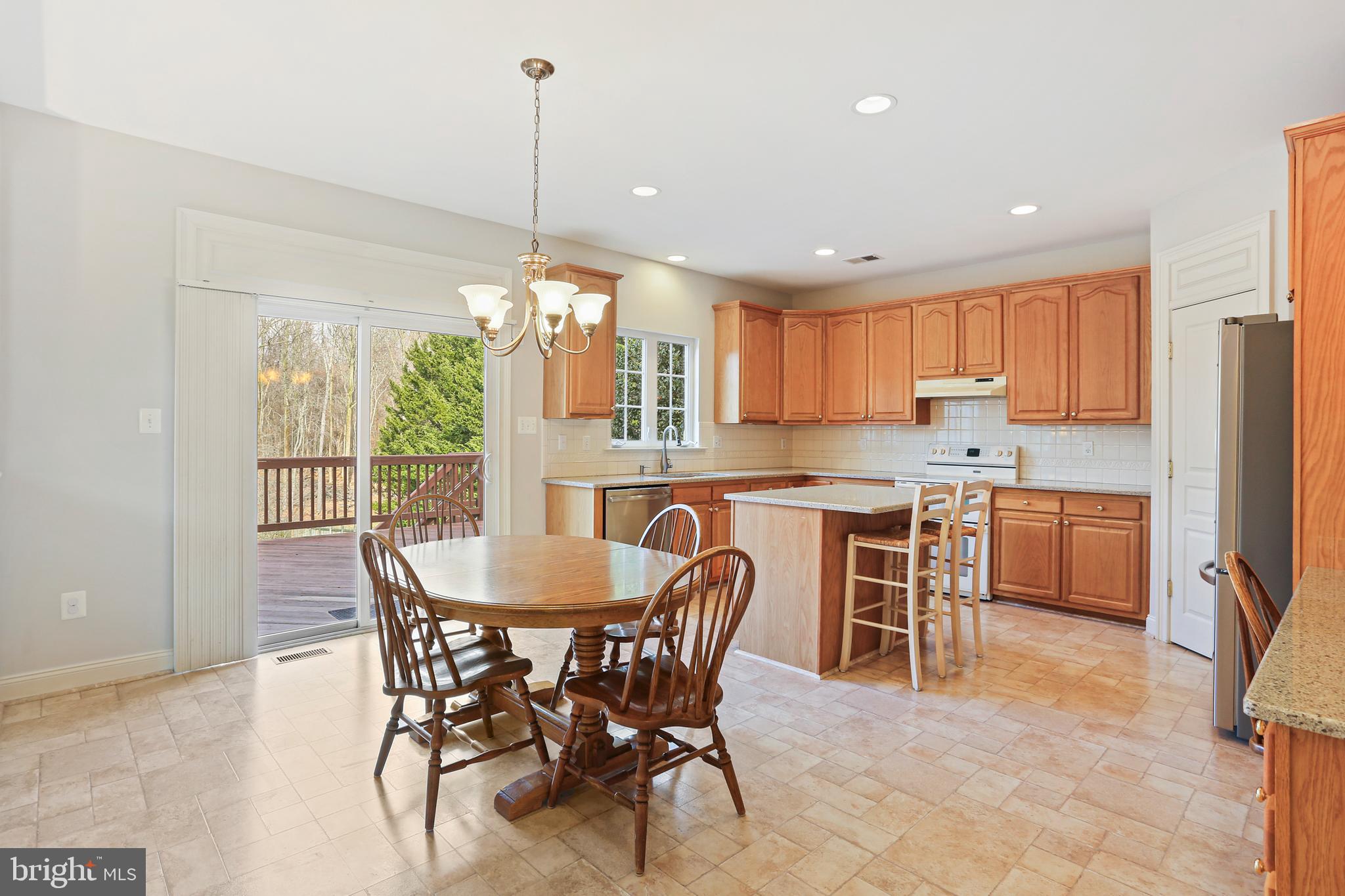 8256 Church Ln Road Ellicott City, MD 21043 - Photo 12 of 48 Gallery Image 12