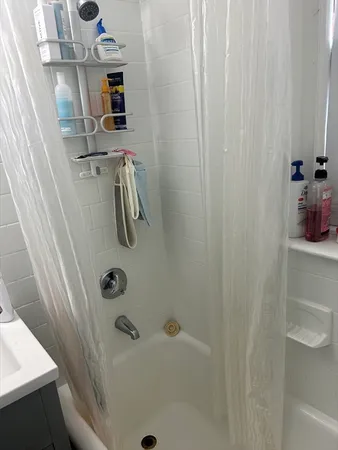 $3,500 | 1572 Massachusetts Avenue, Unit 32, Cambridge, MA 02138