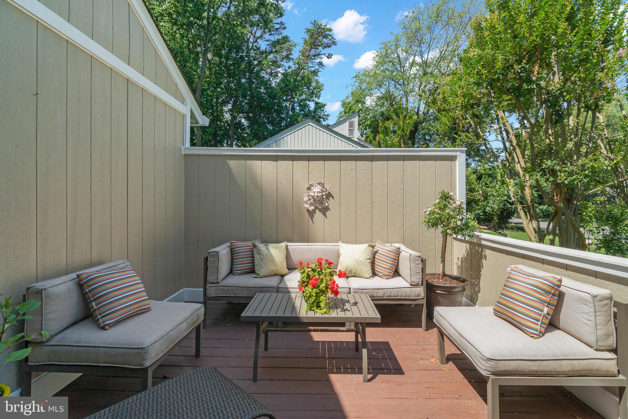 9327 Raintree Road Burke, VA 22015 - Photo 25 of 35 Gallery Image 25