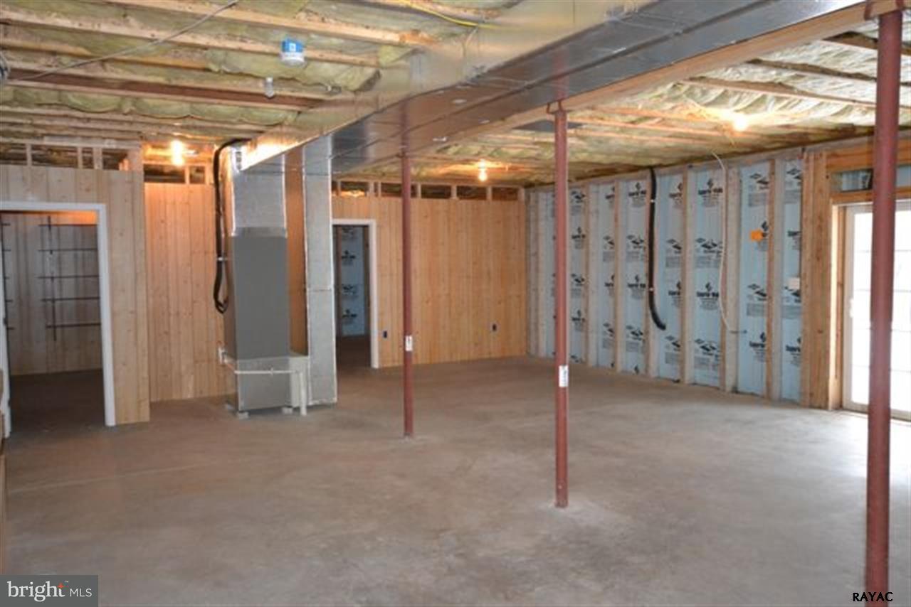 90 Hirschmann Road Biglerville, PA 17307 - Photo 14 of 29 Gallery Image 14