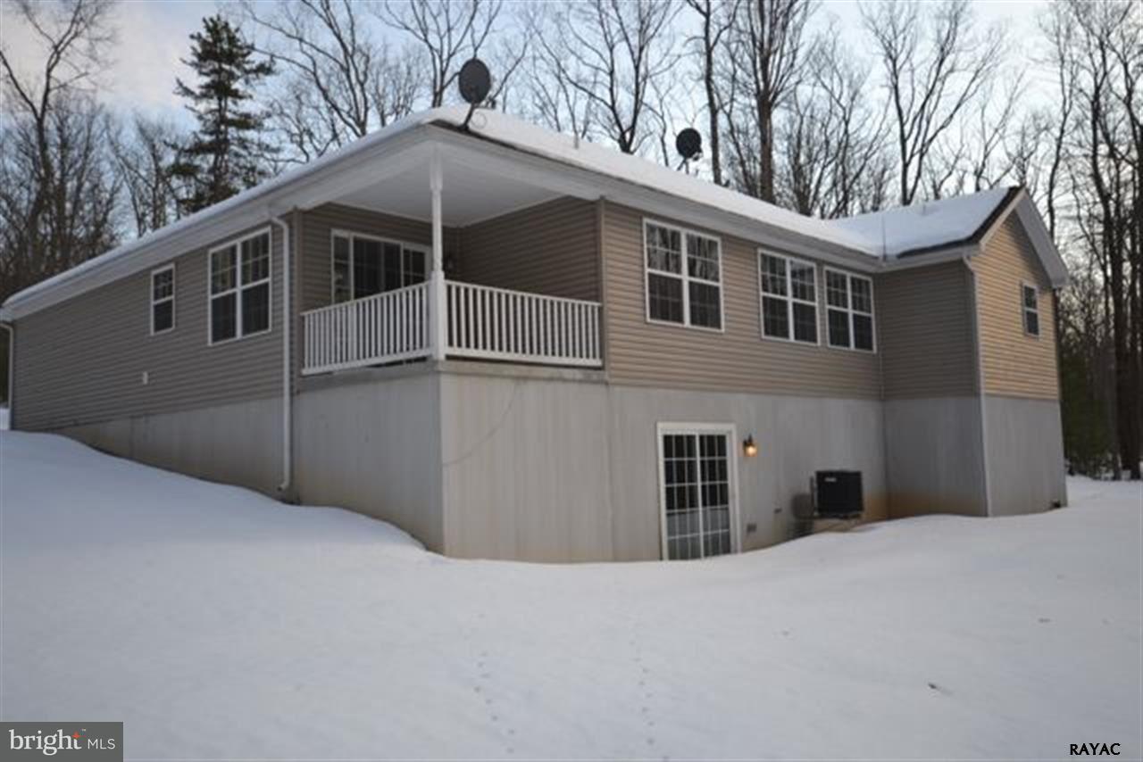 90 Hirschmann Road Biglerville, PA 17307 - Photo 4 of 29 Gallery Image 4