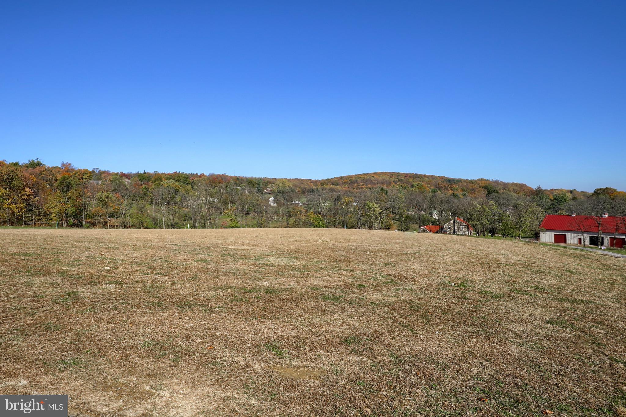 1935 Alcott Road York, PA 17402 - Photo 2 of 9 Gallery Image 2
