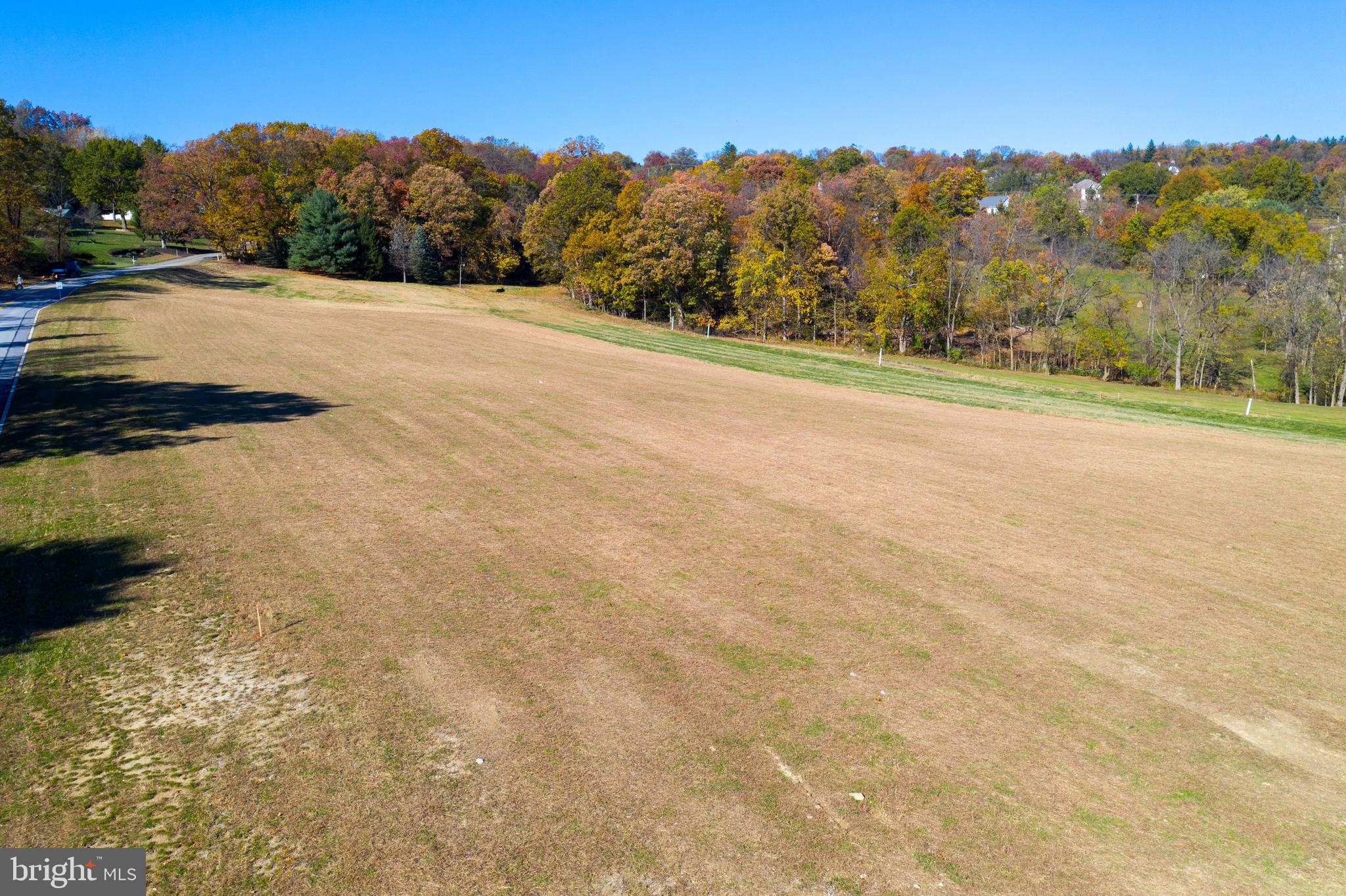 1935 Alcott Road York, PA 17402 - Photo 4 of 9 Gallery Image 4