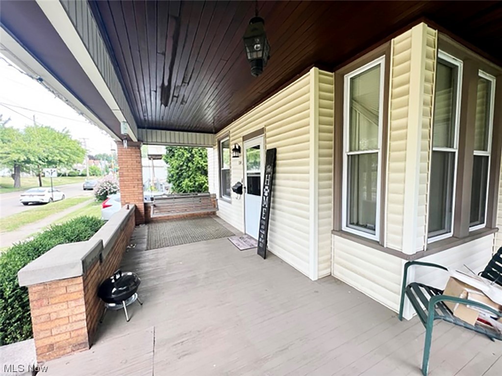 734 Amherst Road Northeast Massillon, OH 44646 - Photo 3 of 20 Gallery Image 3