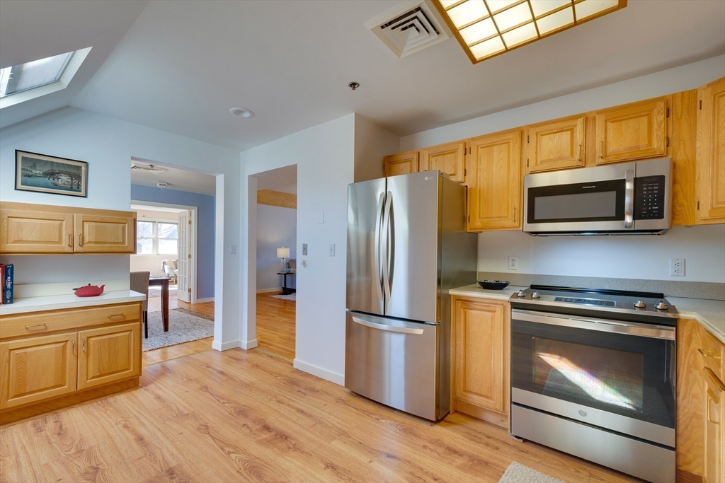 140 Lincoln Road, Unit 313 Lincoln, MA 01773 - Photo 15 of 29 Gallery Image 15