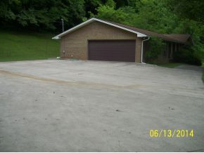 299 Harold Cemetery Road Greeneville, TN 37745 - Photo 13 of 23 L s of garage plenty of park