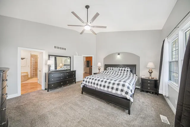 $554,900 | 2718 Lindsey Road, Jackson, MI 49201