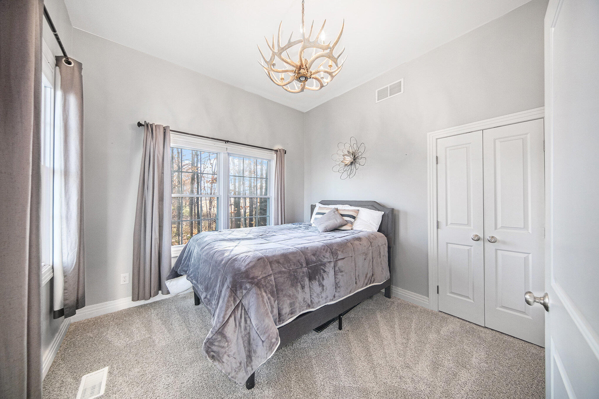 2718 Lindsey Road Jackson, MI 49201 - Photo 22 of 45 2718 Lindsey (21)