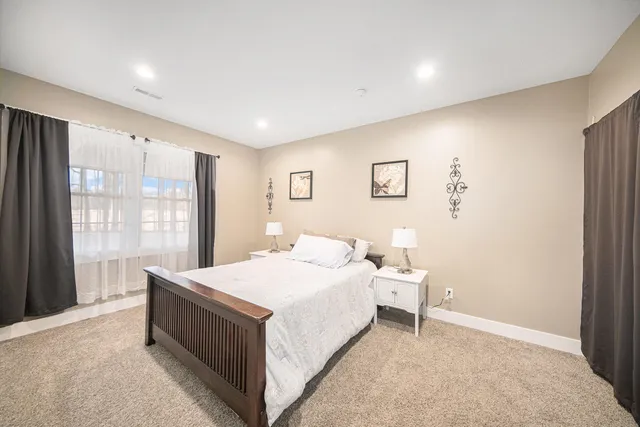 $554,900 | 2718 Lindsey Road, Jackson, MI 49201