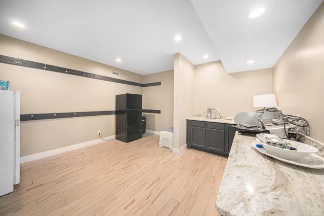 $554,900 | 2718 Lindsey Road, Jackson, MI 49201