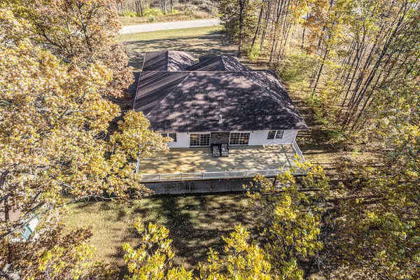 $549,900 | 2718 Lindsey Road, Jackson, MI 49201
