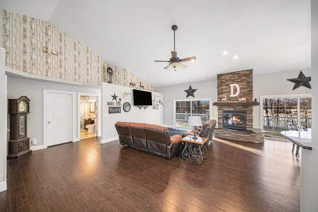 $554,900 | 2718 Lindsey Road, Jackson, MI 49201