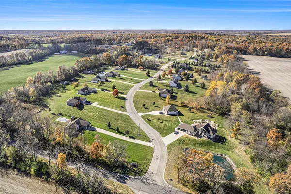 $549,900 | 2718 Lindsey Road, Jackson, MI 49201